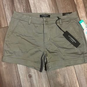 LIVERPOOL army green shorts NWT 12/31